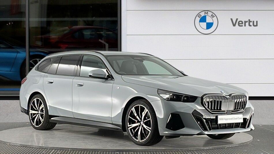 BMW 5 Series 520i M Sport Pro 5dr Auto Petrol Estate